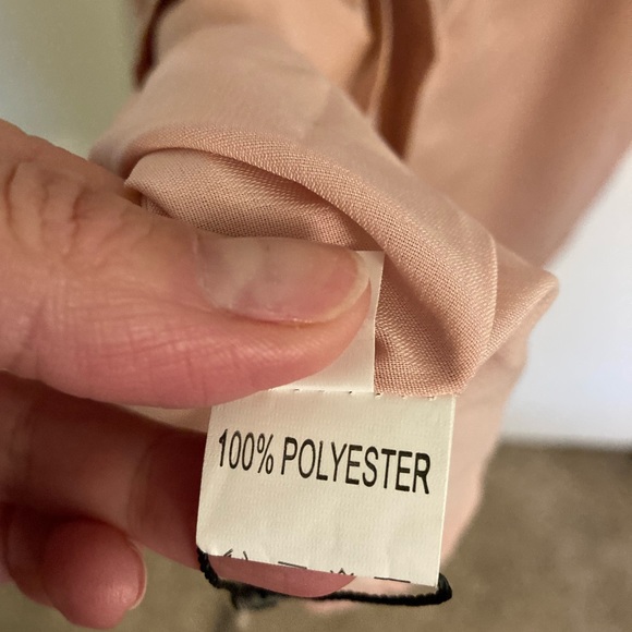 Strawberry Pinup romper Retro Stage! Pink! Viva Las Vegas. NWT. With pockets!! - Picture 7 of 11